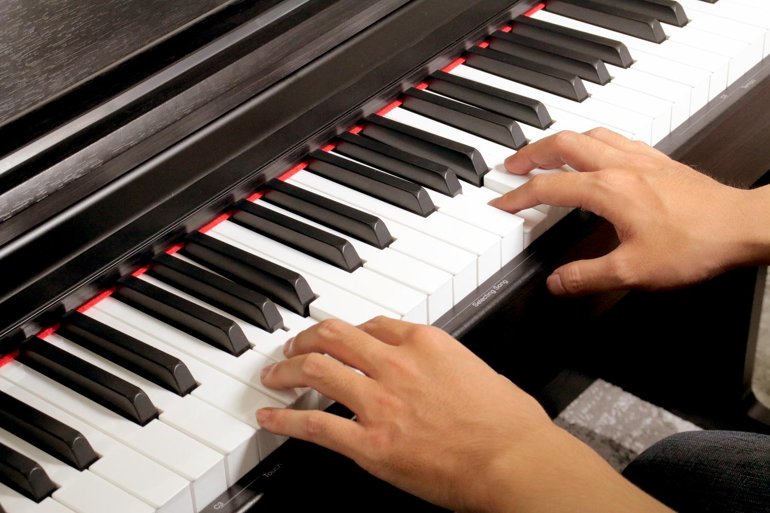 Đàn Piano điện cao cấp, Home Digital Piano - Kzm Kurtzman KS1 Bluetooth - Dáng Upright, Bluetooth 5.0 - Màu nâu đen - Hàng chính hãng