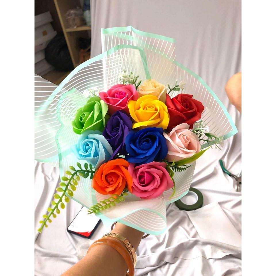 BÓ HOA SÁP THƠM 11 BÔNG TẶNG KÈM GIỎ ĐỰNG NHIỀU MÀU