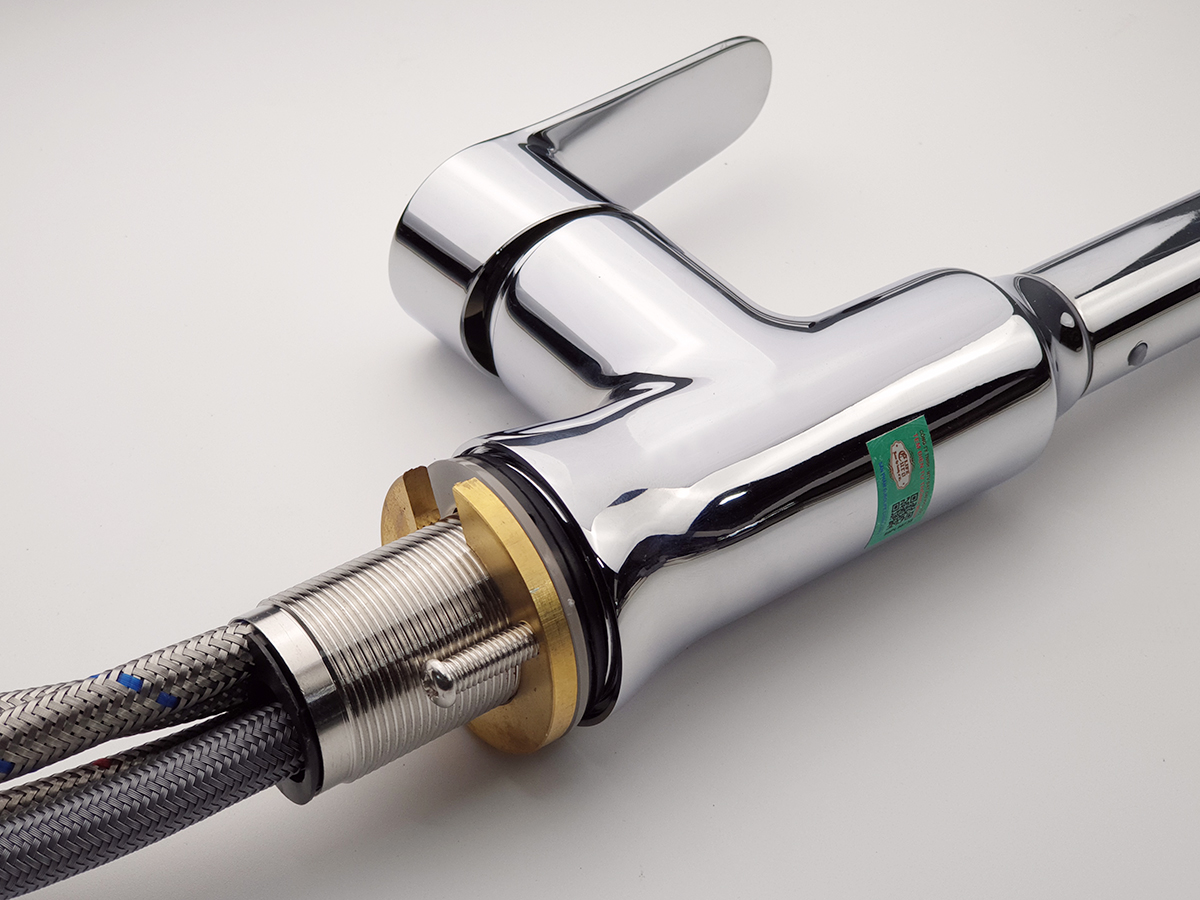 Vòi Rửa Chén Nóng Lạnh Dây Kéo Đồng Mạ Chrome Eurolife EL-KM05