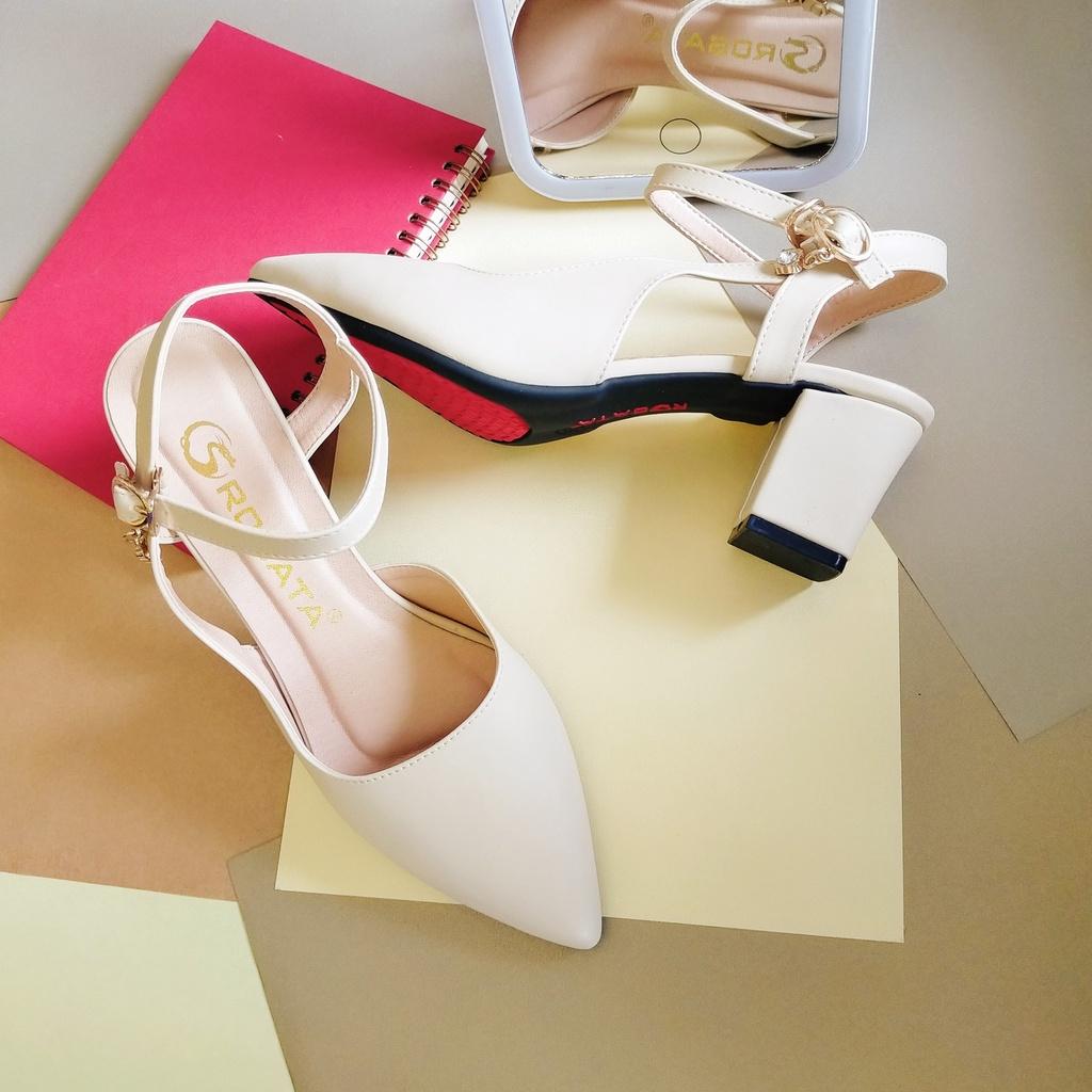 Giày sandal nữ bít mũi, gót trụ cao cấp ROSATA RO360 cao 6p - Đen - HÀNG VIỆT NAM CHẤT LƯỢNG QUỐC TẾ