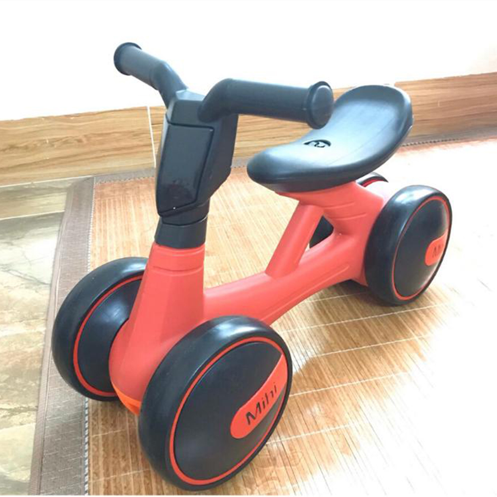 Xe chòi chân thăng bằng mini Bike cho bé có đèn + nhạc - Tặng kèm pin (nhiều màu sắc lựa chọn)