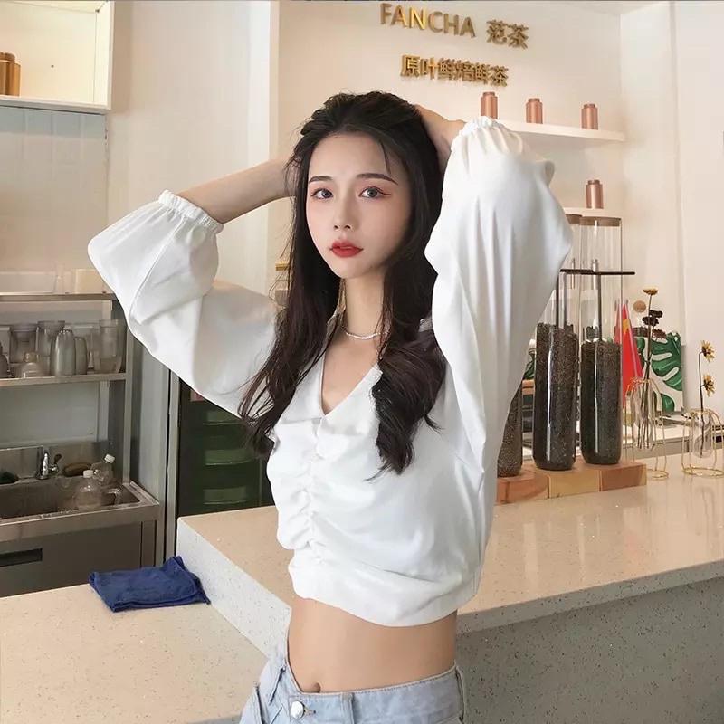 Áo Kiểu Nữ Cổ Chữ V Thanh Lịch CropTop Thời Trang