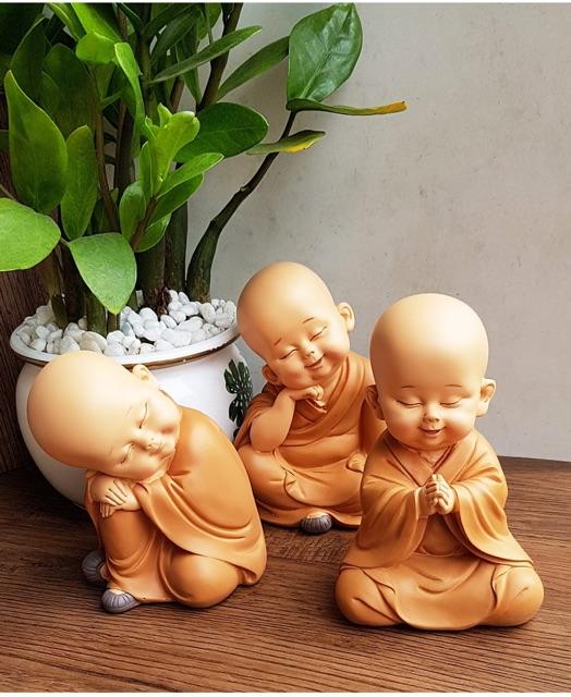 Bộ 3 chú tiểu vàng - mẫu chú tiểu áo nâu ngồi 13,5cm