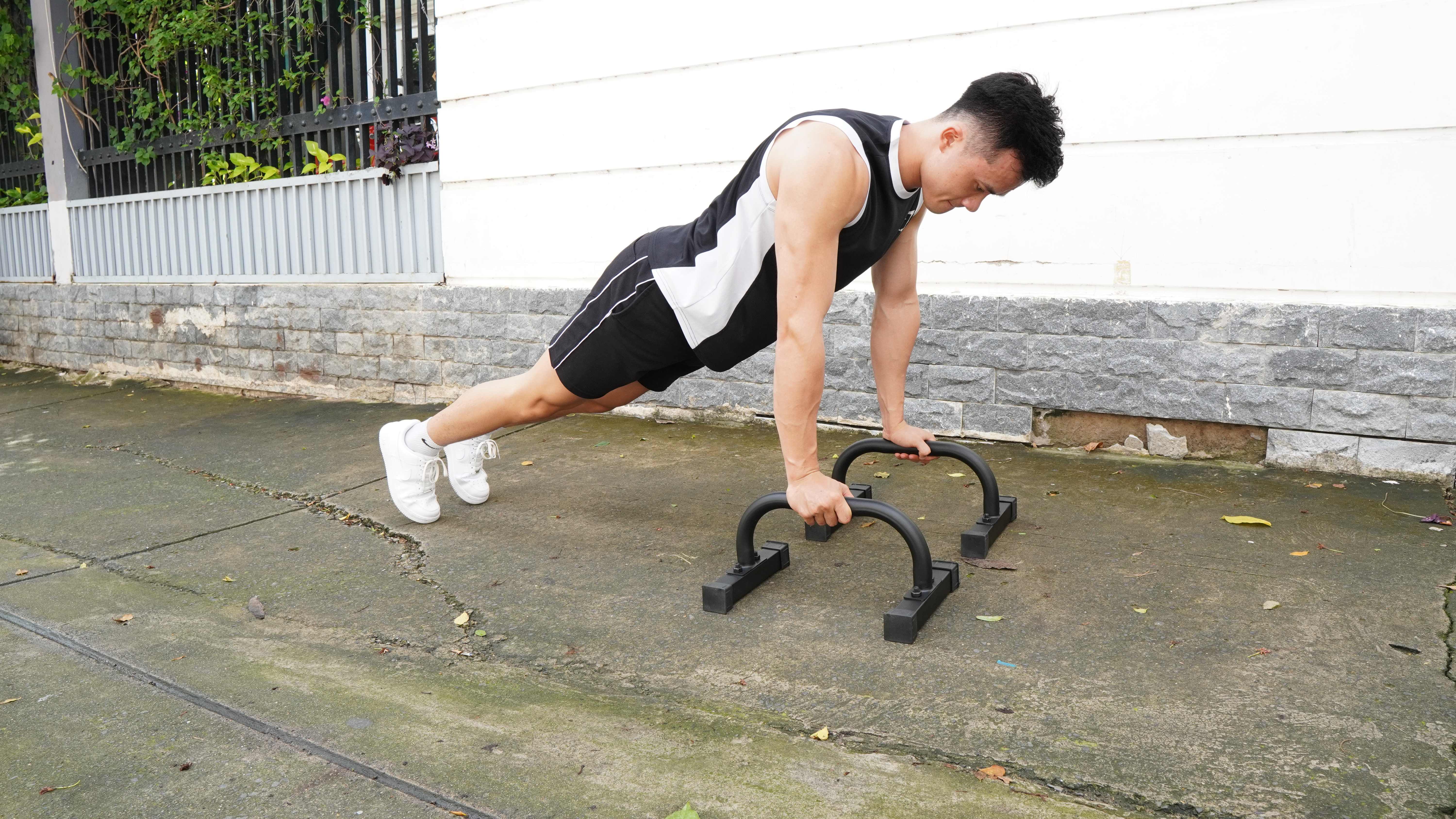 Dụng cụ hít đất, xà kép mini, dụng cụ chống đẩy, Parallettes size L (Cao 20cm) DAI NHAN, làm bằng thép, sơn tĩnh điện