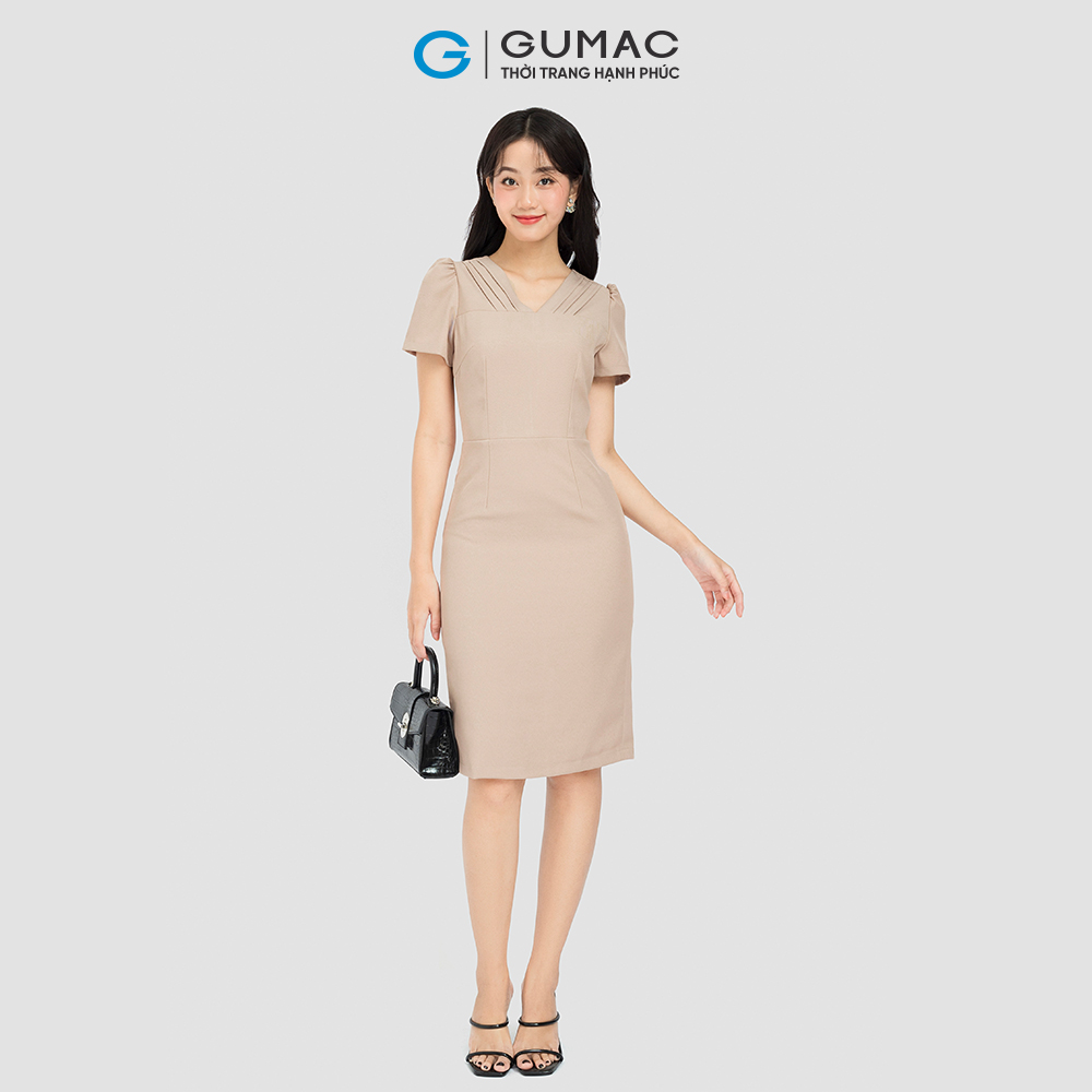 Đầm bút chì GUMAC DC09058 cổ tim xếp ly nâng dáng