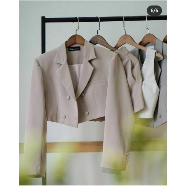 Áo blazer phom ngắn BLOOMING CROPPED BLAZER