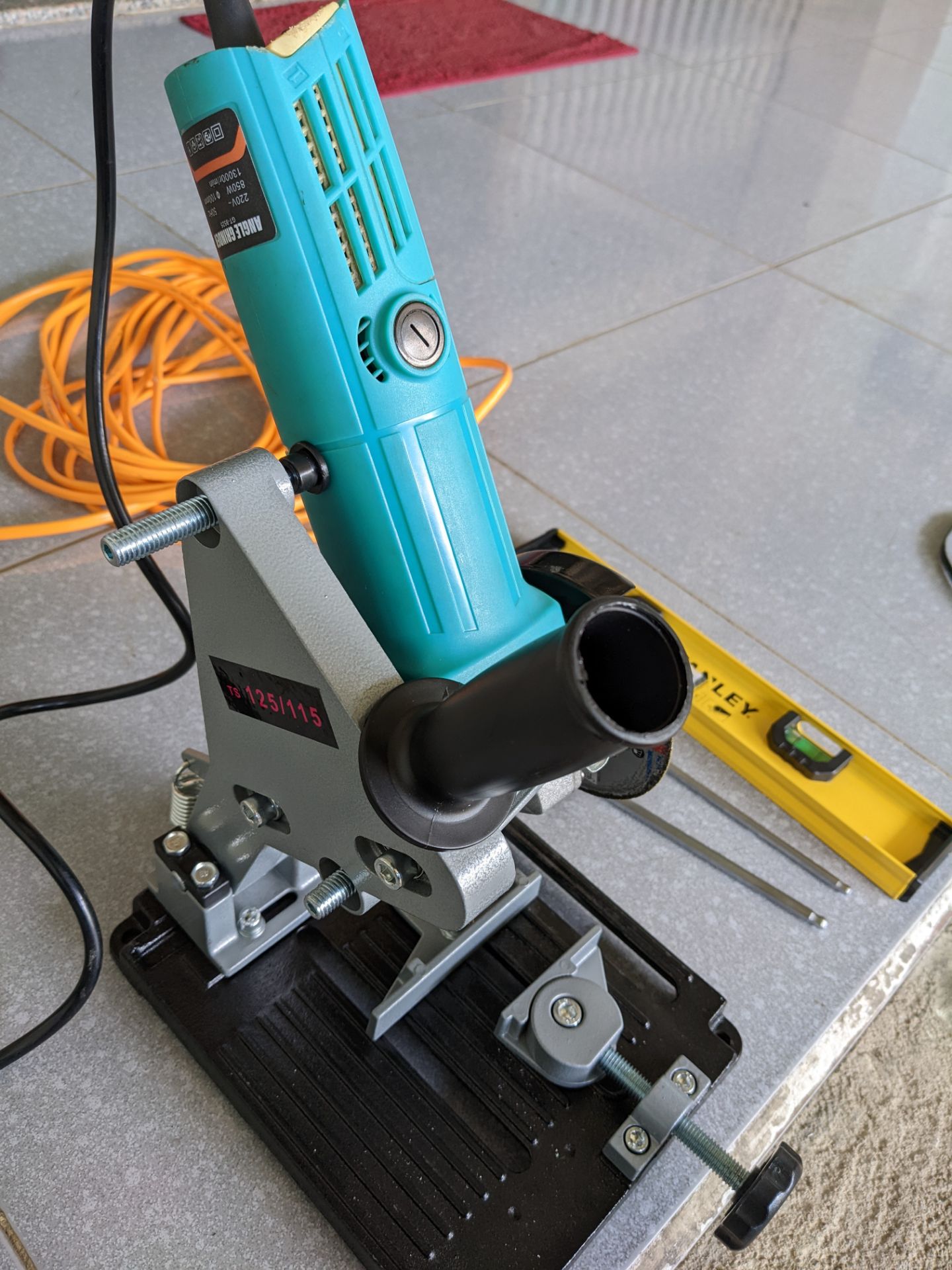 Đế Máy Cắt Bàn Sử Dụng Cho Máy Cắt Cầm Tay DCA TZ-6103