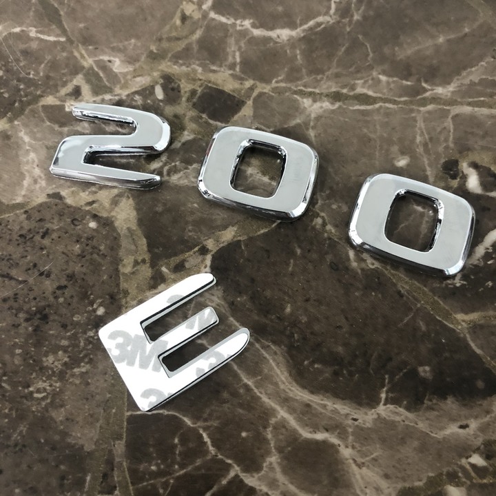 Decal tem chữ Inox 3D dán đuôi xe ô tô E200 và E300