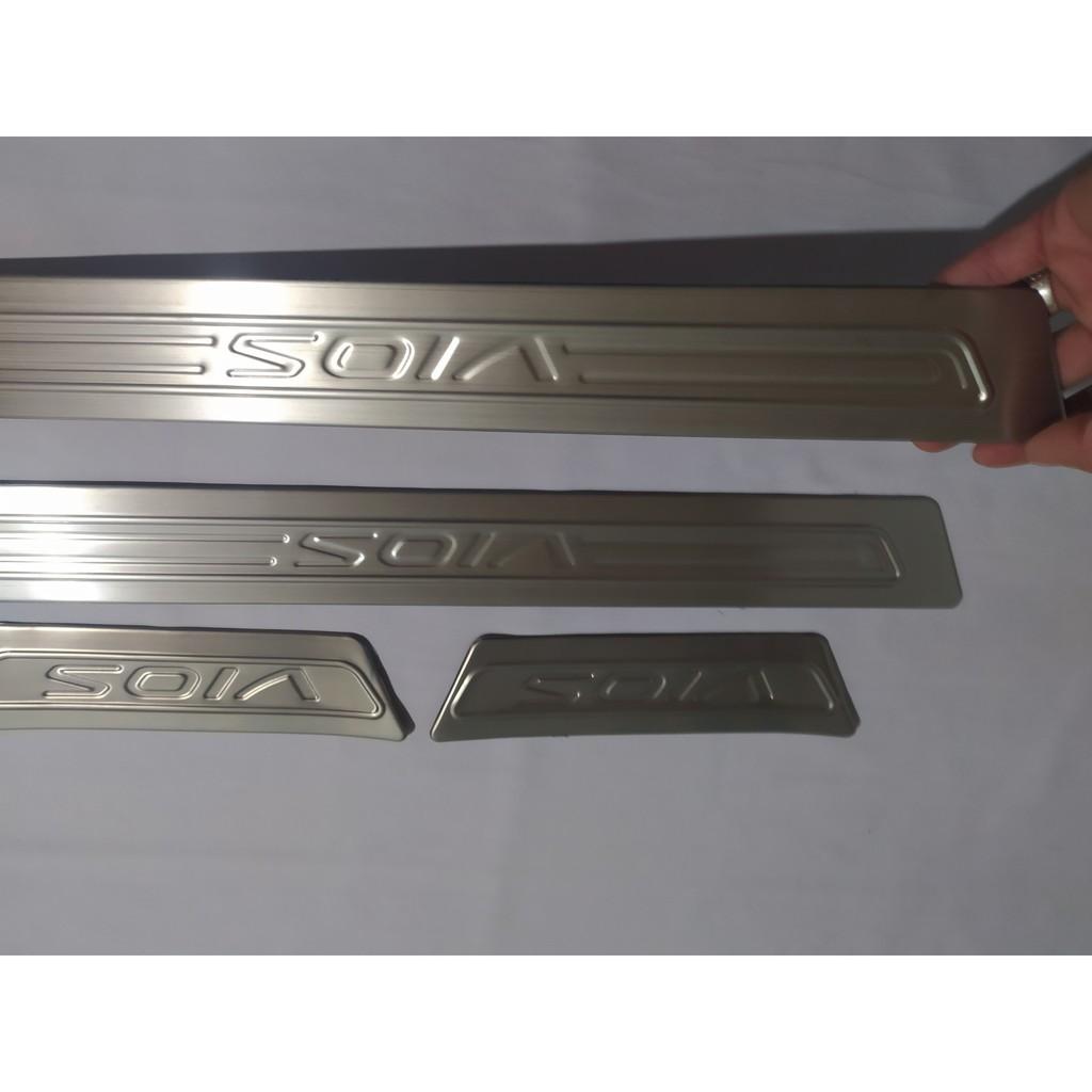 Ốp Bậc Cửa, Nẹp Bước Chân Ngoài Inox Toyota Vios 2022-2019 Cao Cấp