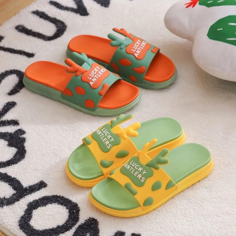 Dép đi trong nhà, quai ngang Unisex họa tiết Xừng hươu Lucky siêu Kute - Thời Trang PKT