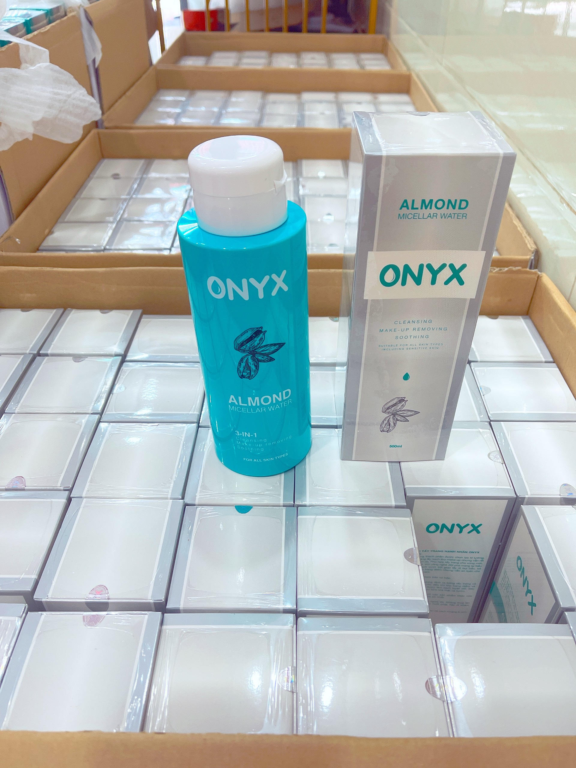 NƯỚC TẨY TRANG ONYX