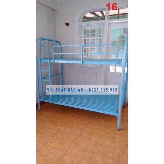 Giường sắt 2 tầng ngang 1m dài 2m