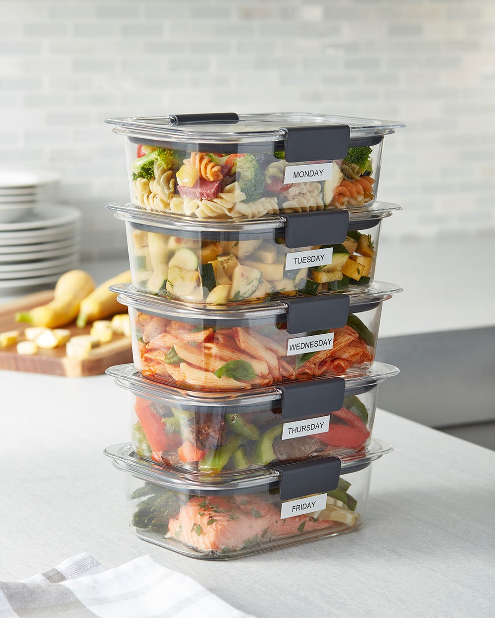Hộp nhựa đựng thực phẩm Brilliance Tritan size 1.1L Rubbermaid USA
