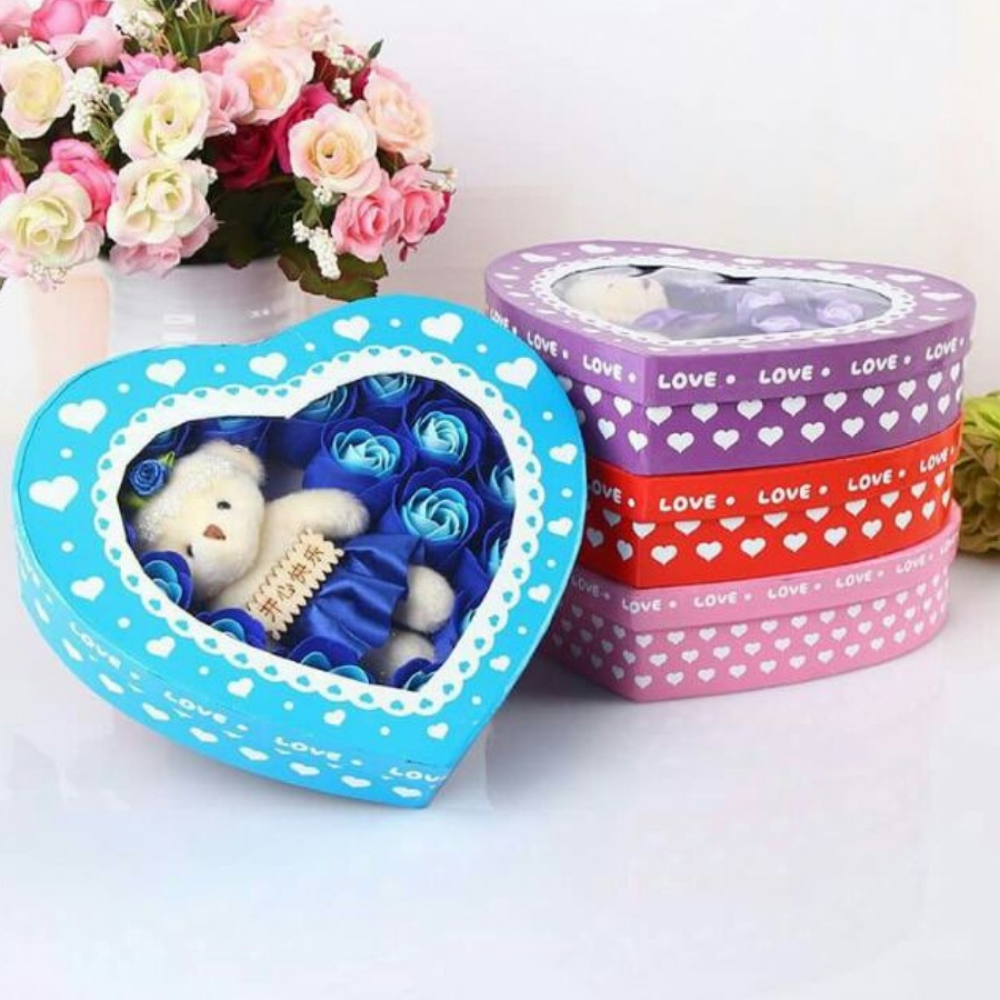 Quà Valentine Cho Bạn Gái - Hoa Hồng Sáp Hộp Trái Tim 18 Bông Có Gấu Dễ Thương