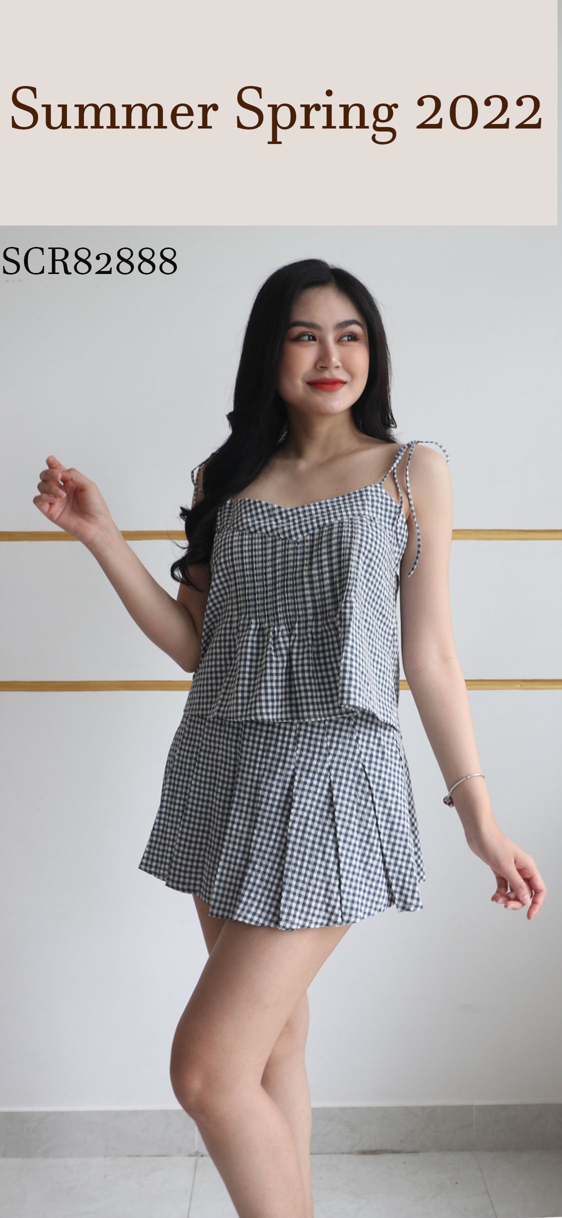Bộ váy xếp ly thể thao mùa xuân