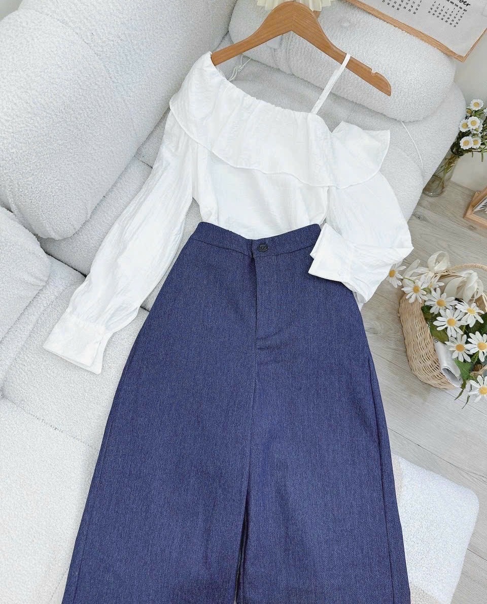 SET ÁO DÂY TRỄ VAI SƠ MI BÈO RỘNG TRẮNG + QUẦN DÀI ỐNG RỘNG LƯNG CAO SUÔNG ĐỨNG JEANS ĐI CHƠI DẠO PHỐ ĐI TIỆC ĐI BIỂN