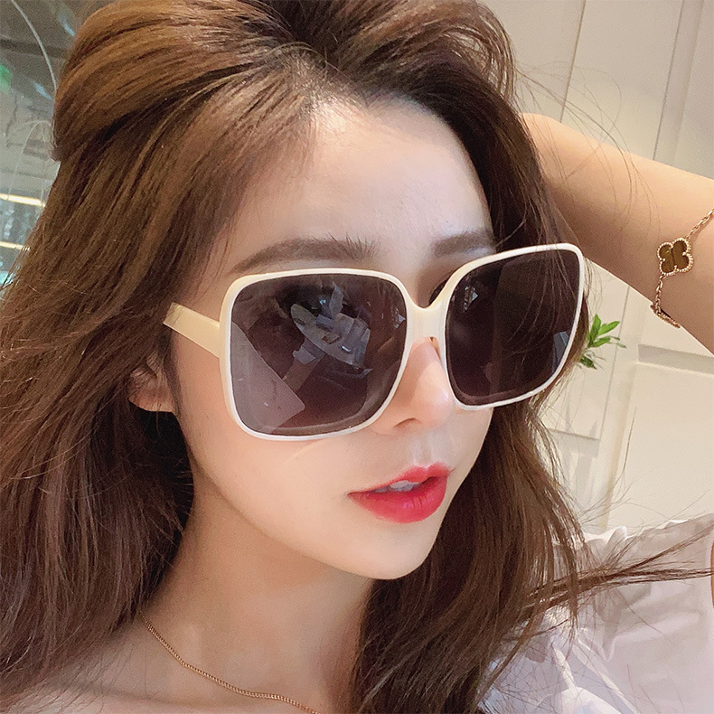Kính râm nữ, kính mát nữ, kính chống tia UV, kính thời trang phong cách Hàn Quốc- KM12 - Tặng khăn lau kính