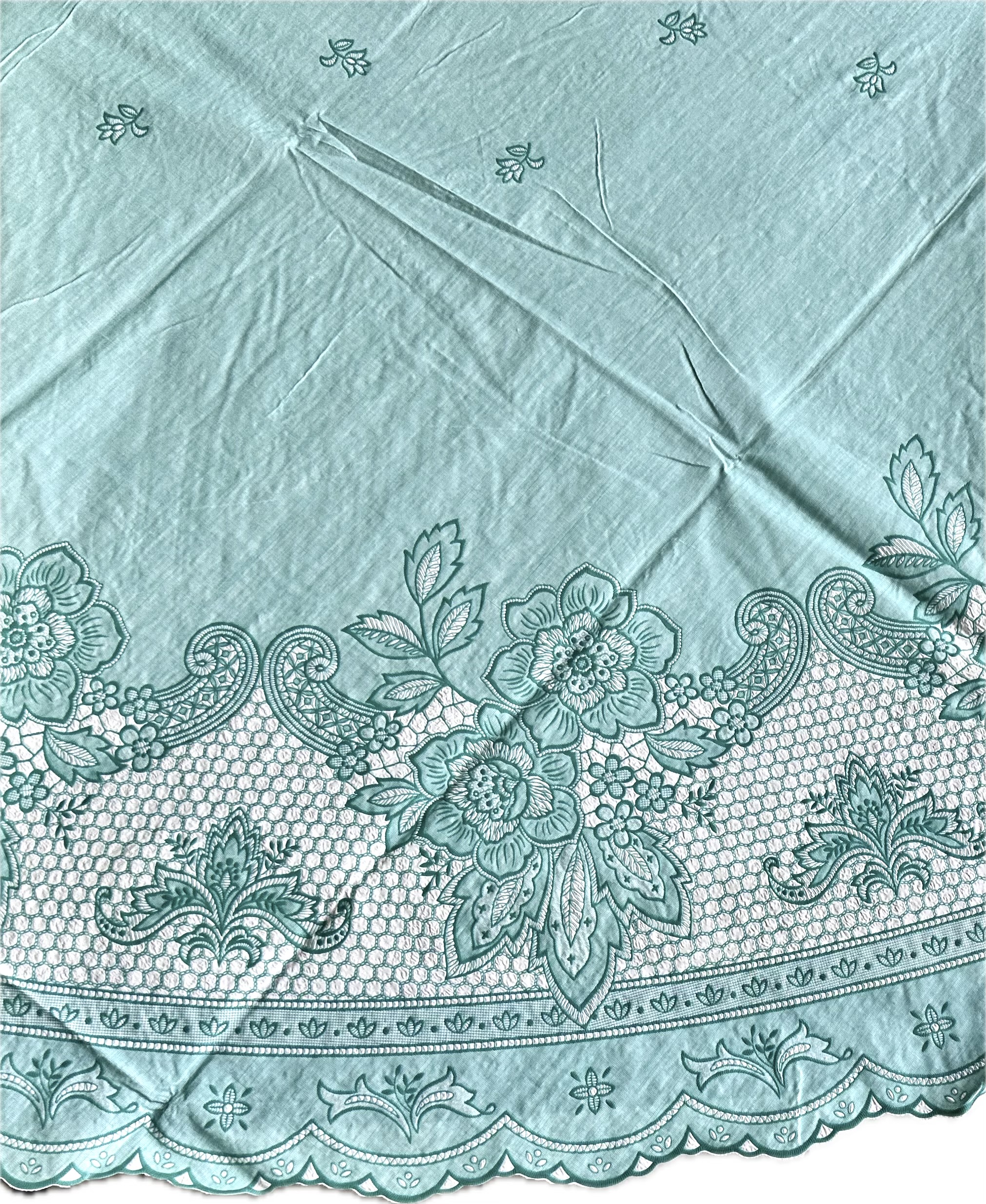 [Tặng 1 lót phần ăn] Khăn trải bàn tròn - đường kính 178cm PAULEE FY116 , hoa văn, màu xanh ngọc, nhựa PVC dẻo, không thấm nước