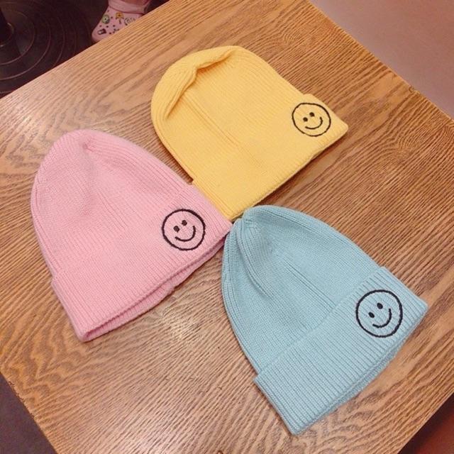 Mũ len Beanie mặt cười