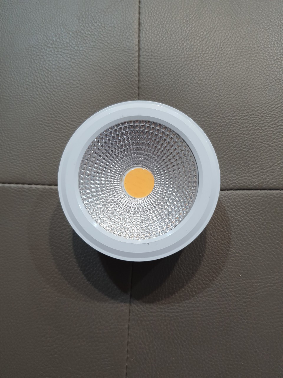 Đèn ống bơ LED COB 7w phi 90mm, cao 45mm