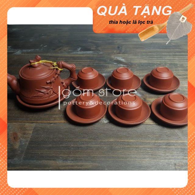 Ấm trà tử sa Bát Tràng đắp nổi dáng trúc đỏ