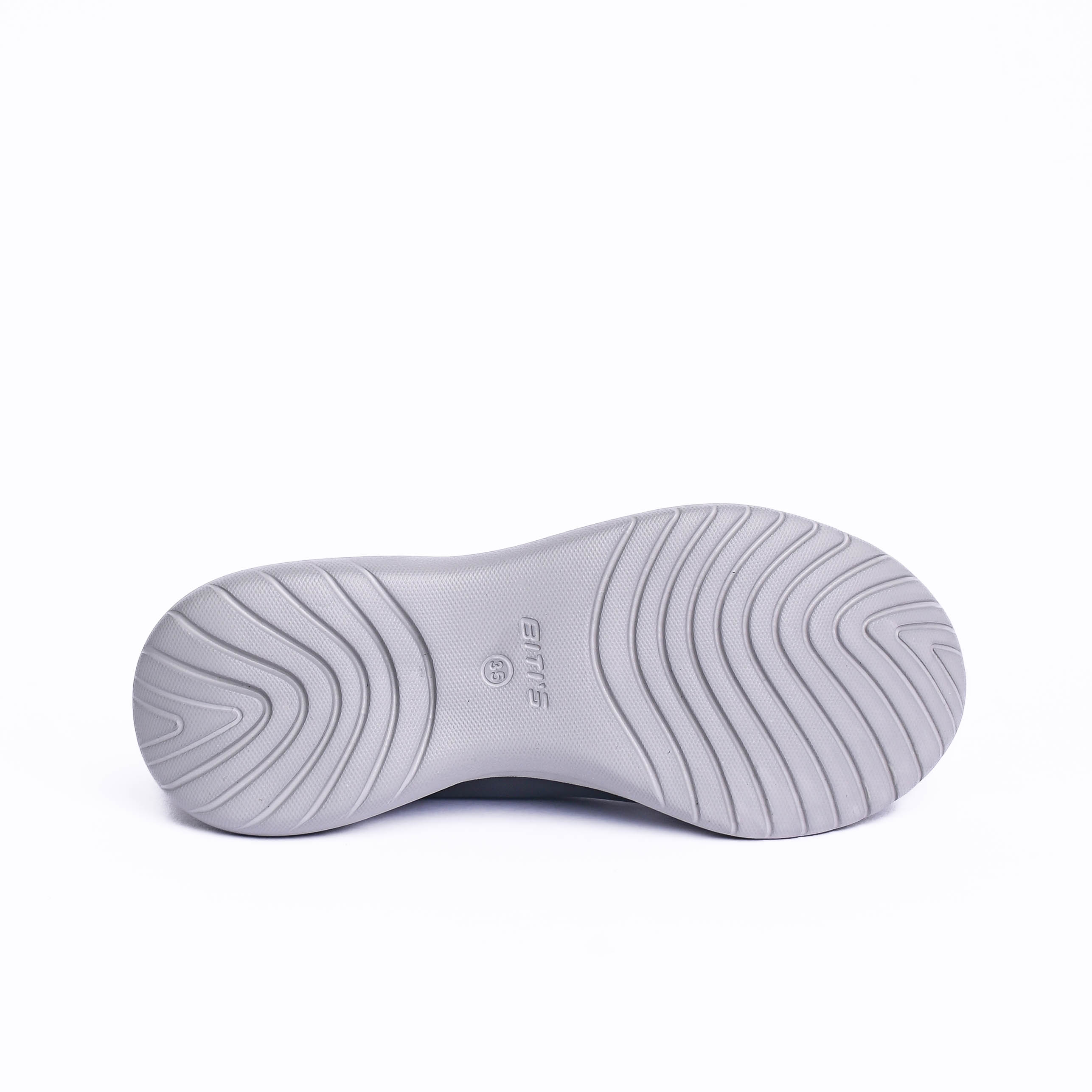 Giày Bitis Embrace nữ (size 35-39)