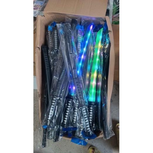 Kiếm thắp sáng Katana 68 Cm - Kiếm năng lượng - công cụ giải trí katana Nhựa Có Đèn và Âm Thanh