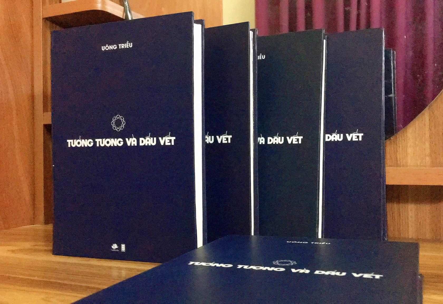 Tưởng tượng và dấu vết