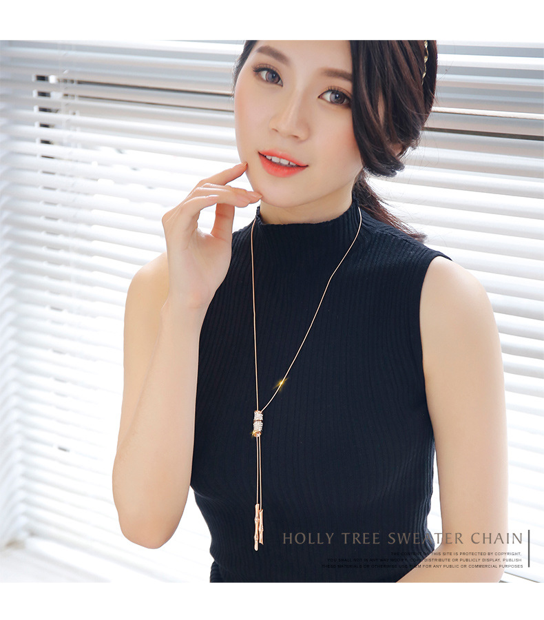 Dây chuyền nữ phong cách áo len kiểu ống trúc vô cùng xinh xắn, đáng yêu