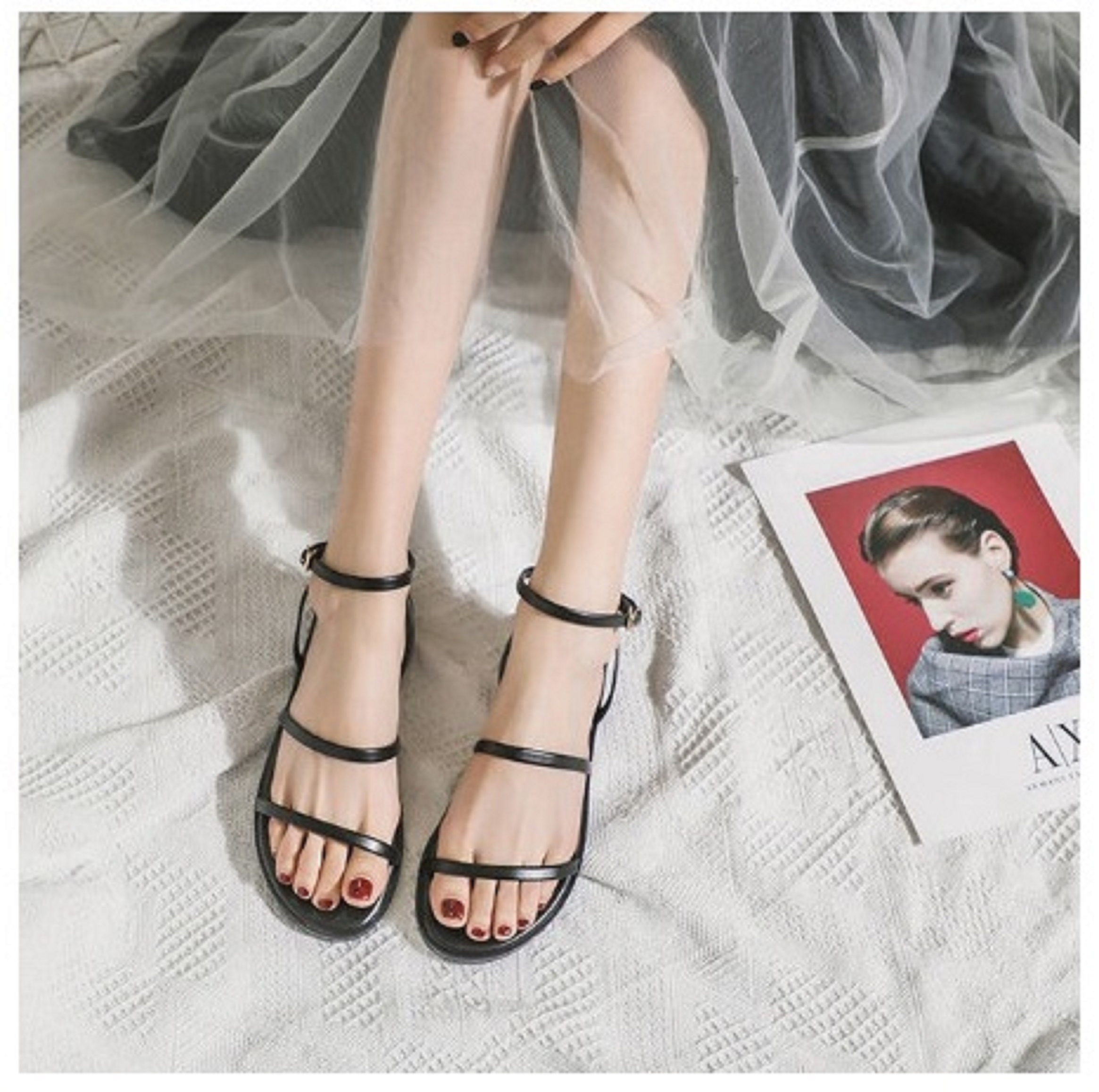 Giày sandal đế phẳng mũi tròn thiết kế quai đan thoải mái thời trang cho nữ mã S38