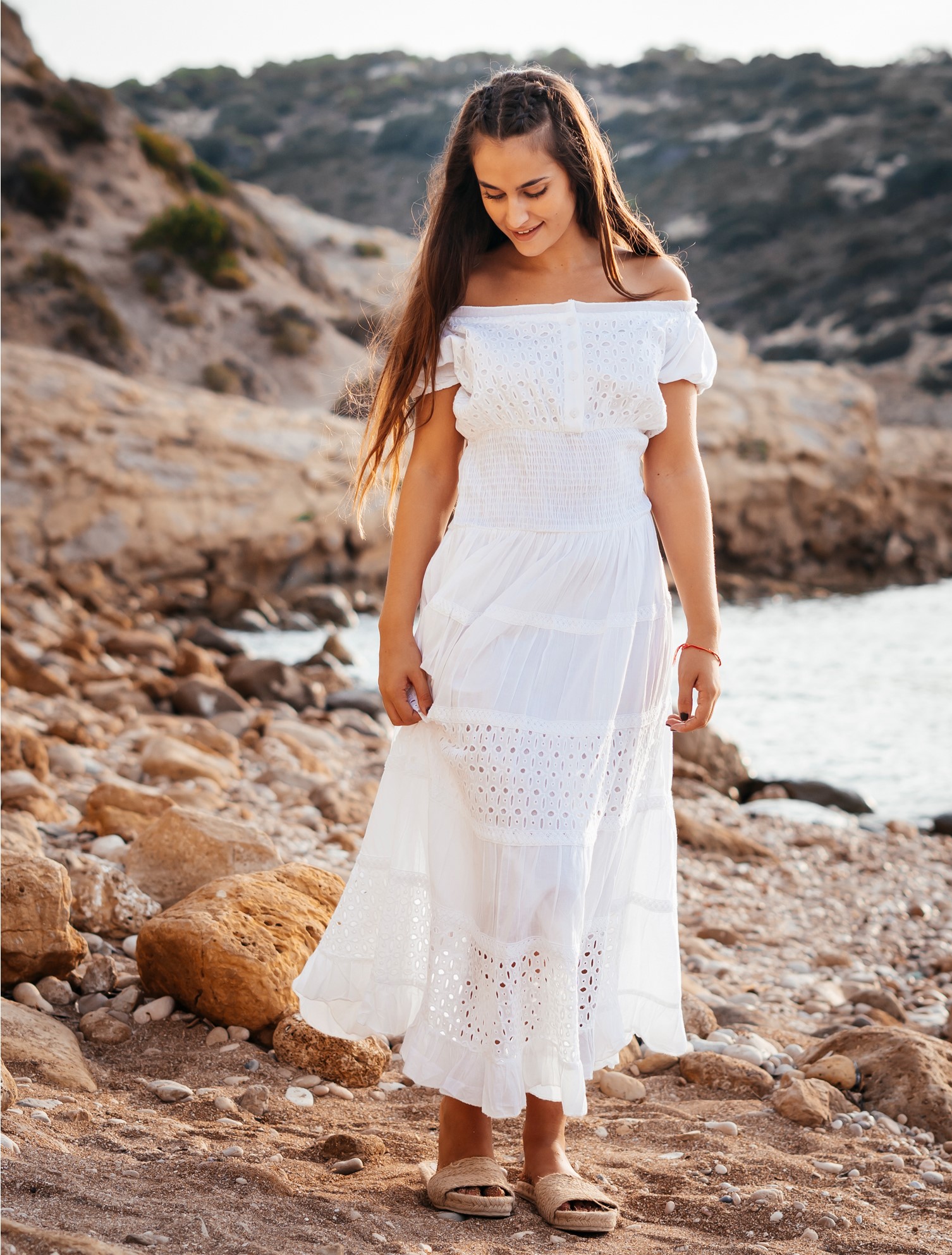 Maxi Trắng Trễ Vai Cotton Isla Bonita IB23060-WH