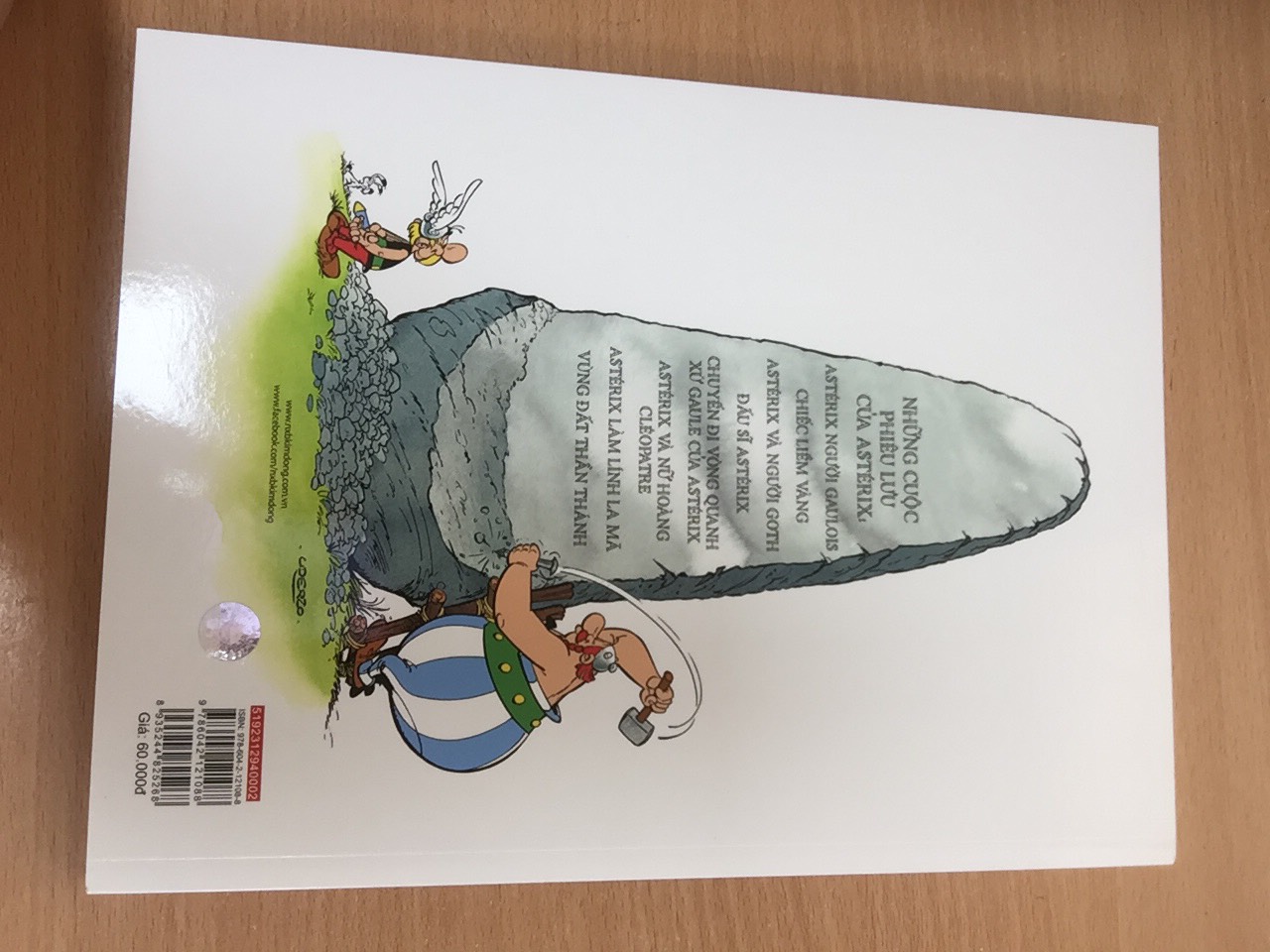 ASTÉRIX - CHIẾC LIỀM VÀNG