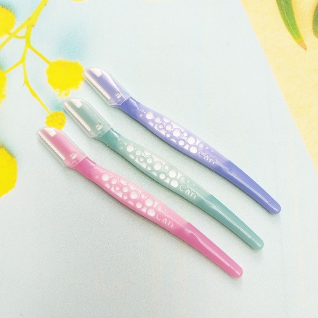 Dao Cạo Lông Mày Lưỡi Thép Có Màng Bảo Vệ Kai Razor Can Eyebrow CBM-3P Dành Cho Nữ