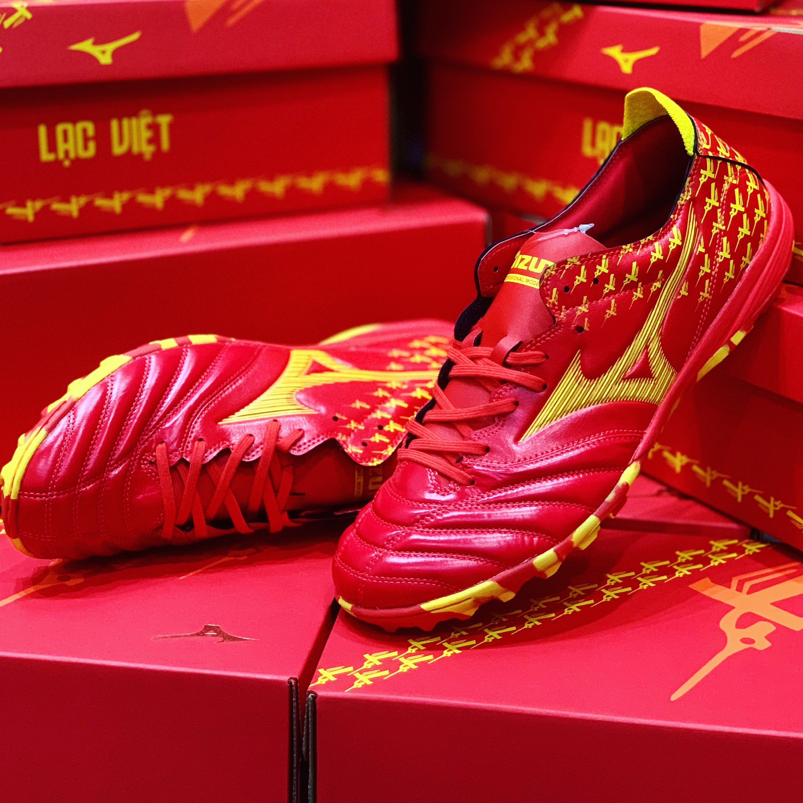Giày đá bóng Mizuno Morelia Neo III Pro AS - P1GD228444 Lạc Việt Limited Edition