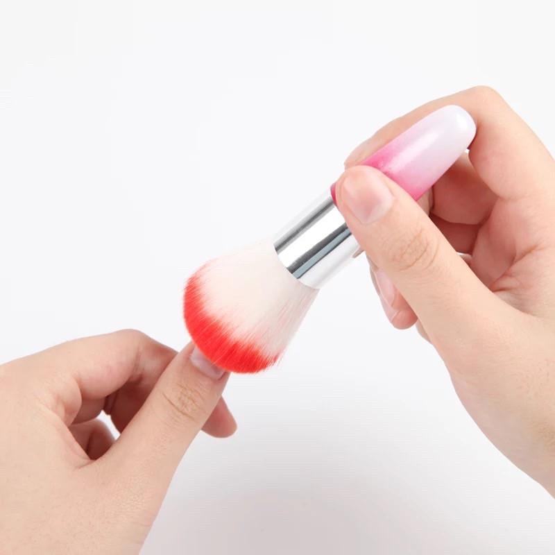 Cọ phủi bụi nail cute