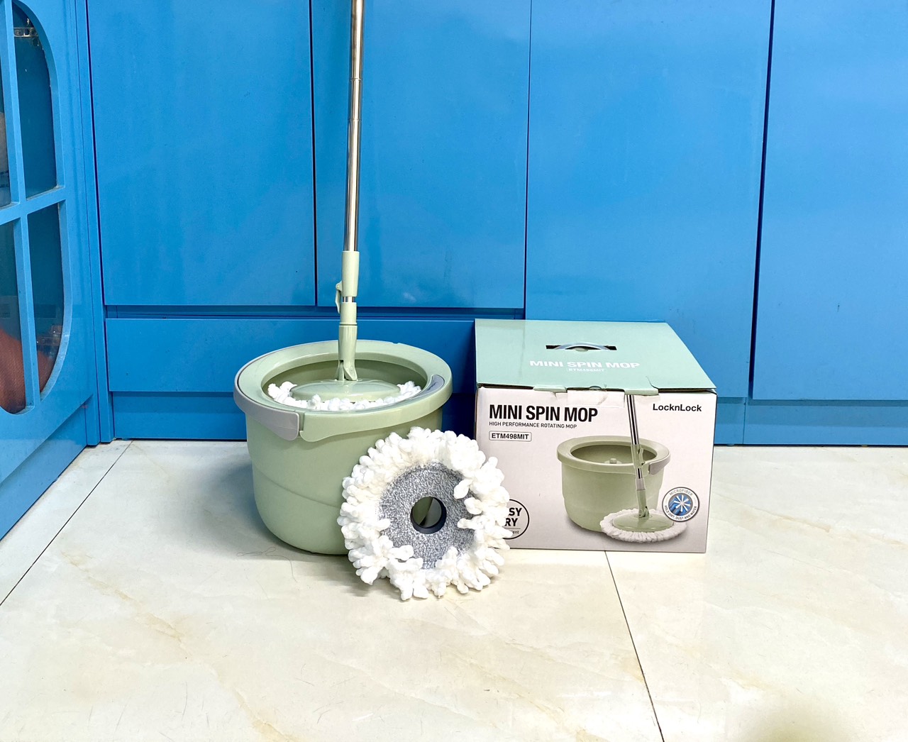 Bộ Lau Nhà Mini Thép Không Gỉ Ettom Lock&amp;Lock ETM498 - 2 Bông Lau - Hàng Chính Hãng