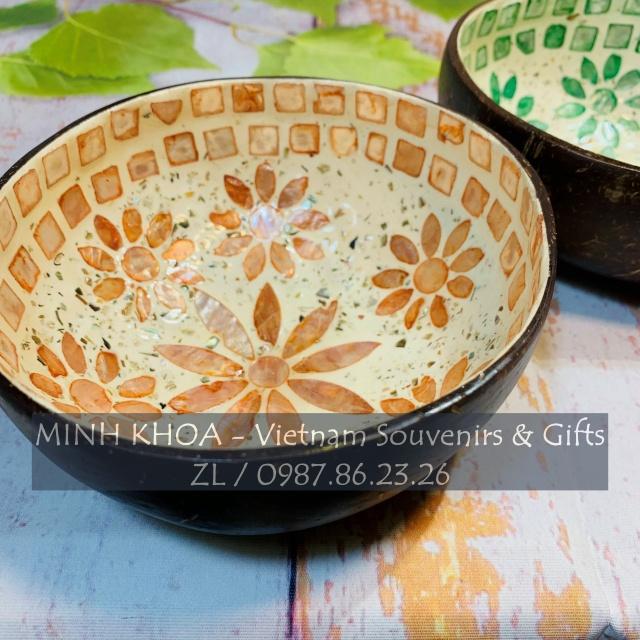 Bát Gáo Dừa Bến Tre Khảm Trai Trứng Tiện Dụng - Vietnamese Coconut Bowls