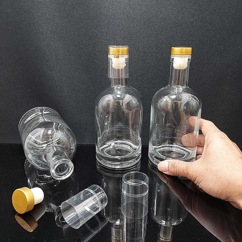 Chai Thủy Tinh Đựng Rượu 375ML mẫu vốt ka nắp cao su bọc thiếc, kèm màng co - Vỏ Chai Rượu Đẹp - Bình Đựng Ruou siêu trong