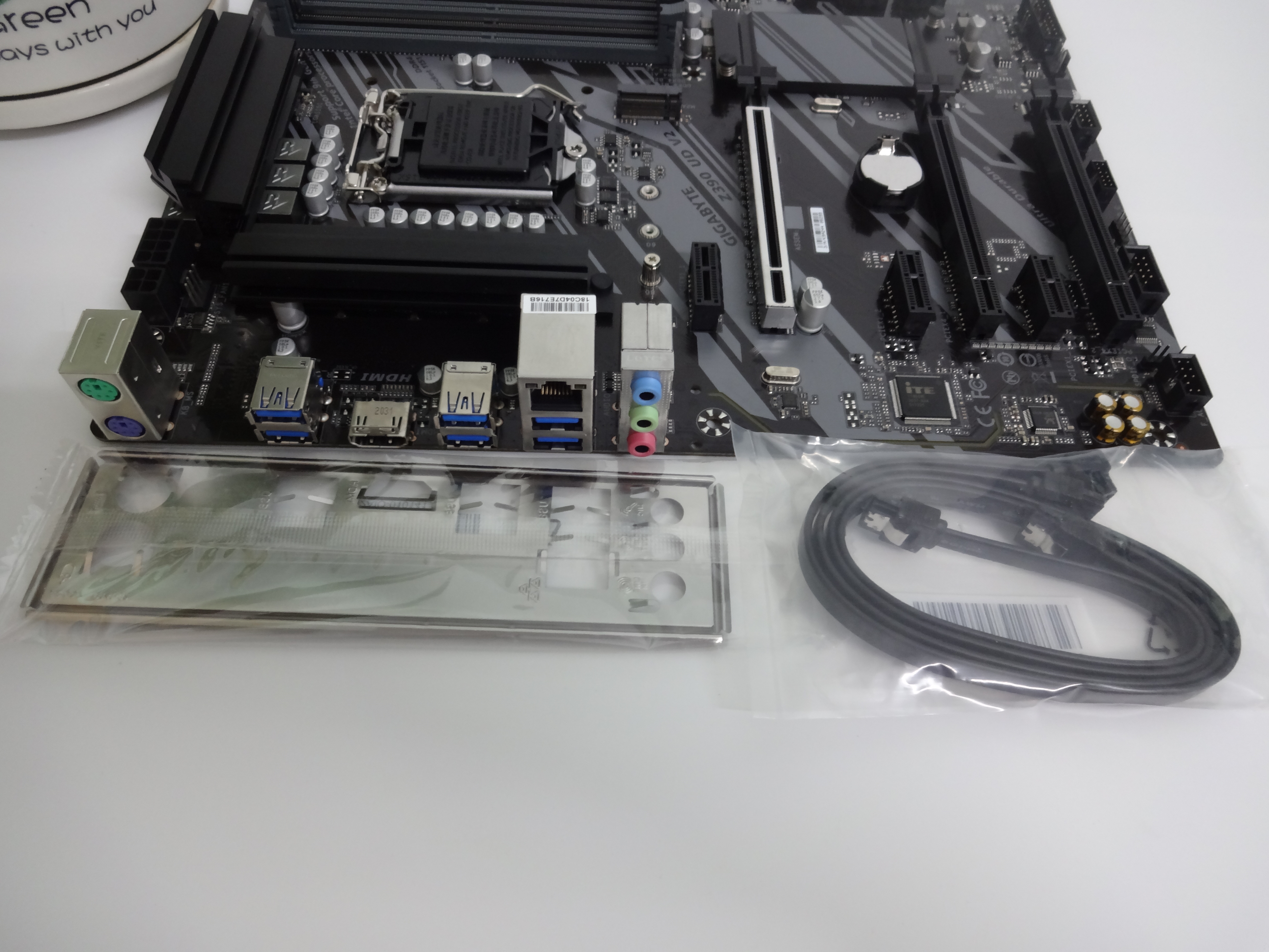 Mainboard GIGABYTE Z390 UD (Intel Z390, Socket 1151, ATX, 4 khe RAM DDR4)- Hàng chính hãng