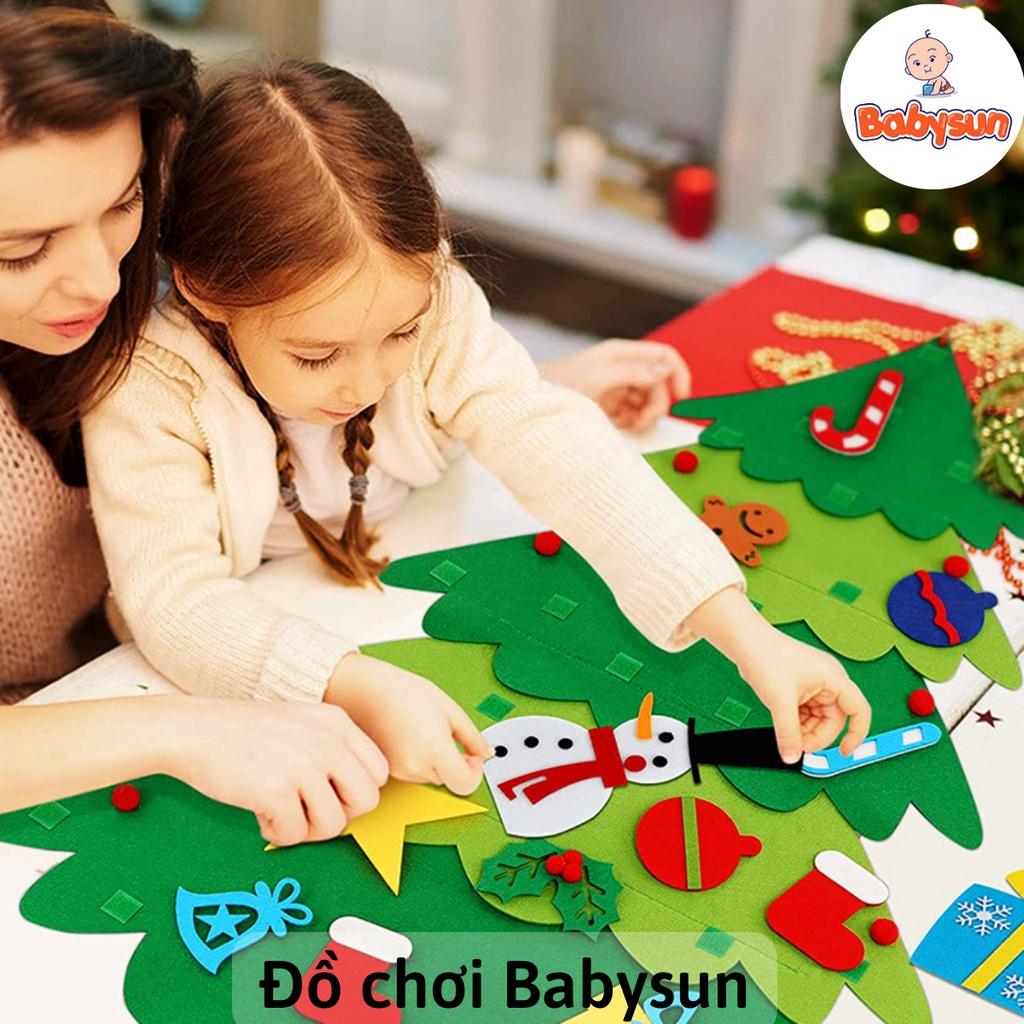 Cây thông noel vải nỉ có đèn led, đồ chơi cho bé trang trí giáng sinh kích thước 95x70cm