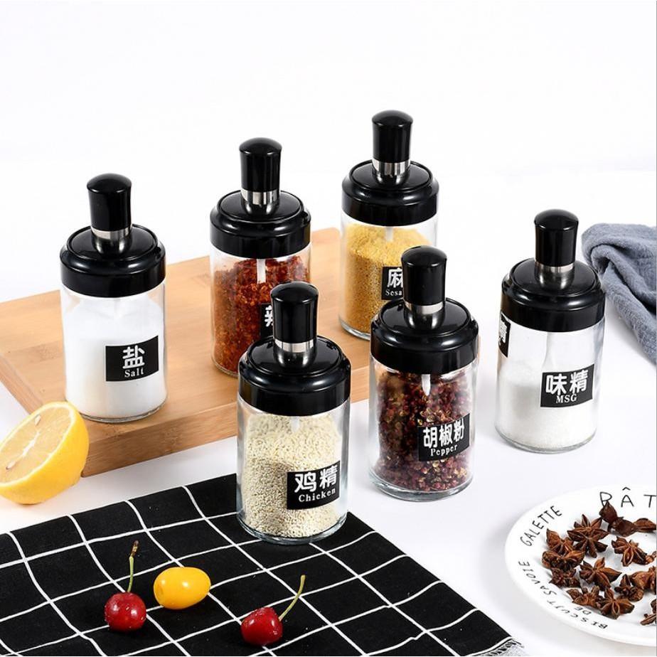 Lọ thủy tinh đựng gia vị kèm muỗng