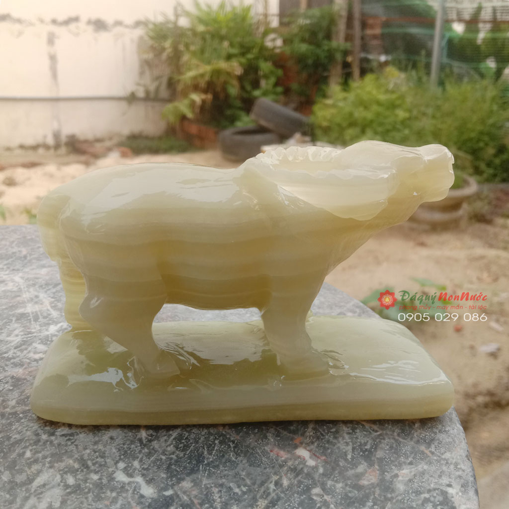 Tượng đá trâu 12 con giáp phong thủy đá ngọc Pakistan 12cm đá Non Nước