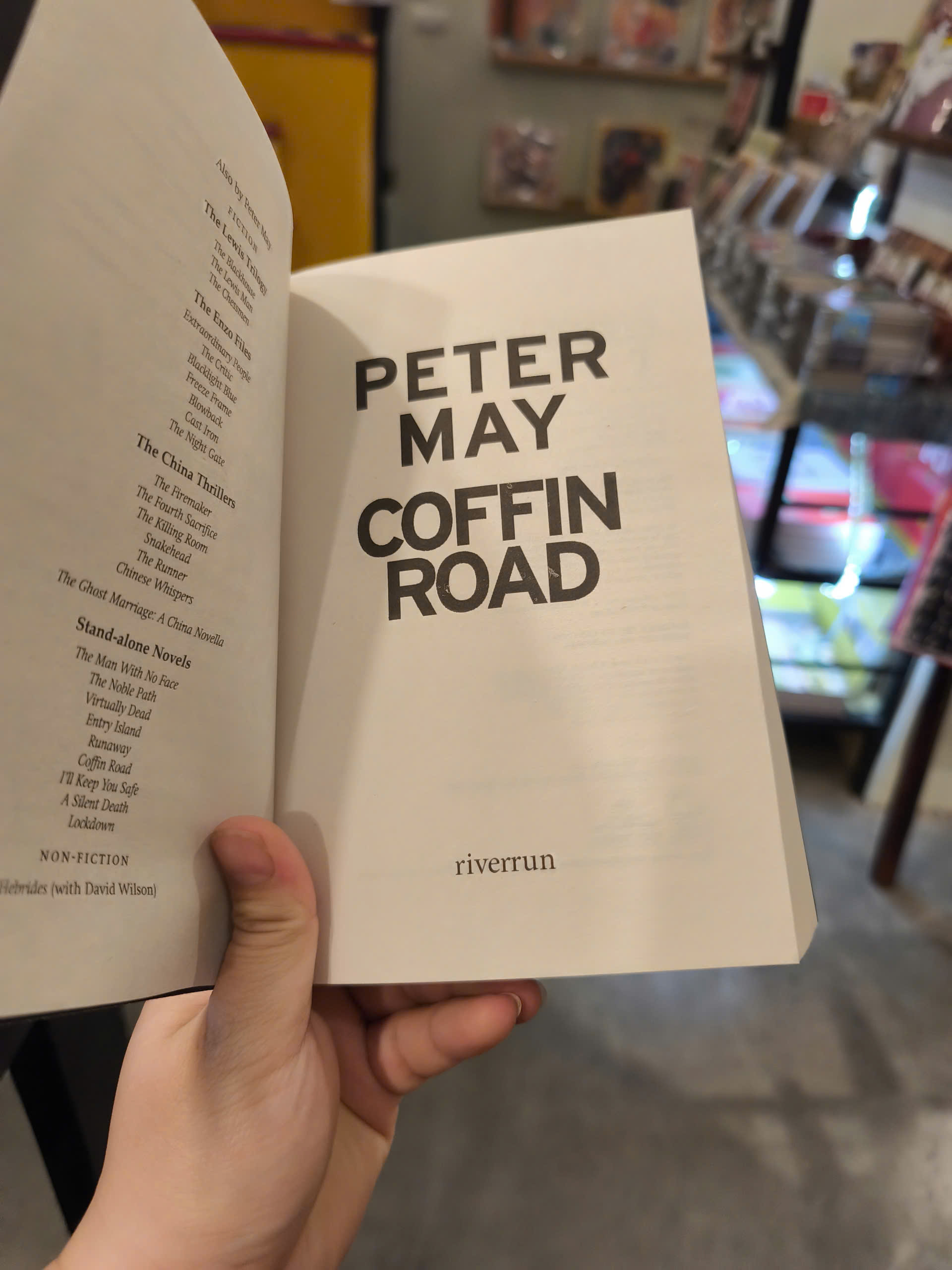 Sách - Coffin Road by Peter May | Mystery / Crime / Ngoại văn Nhập khẩu / Trinh thám Tiếng Anh