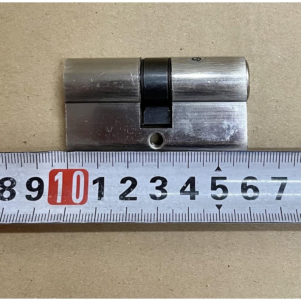 Lõi ruột khoá cửa đi hệ 700 6F