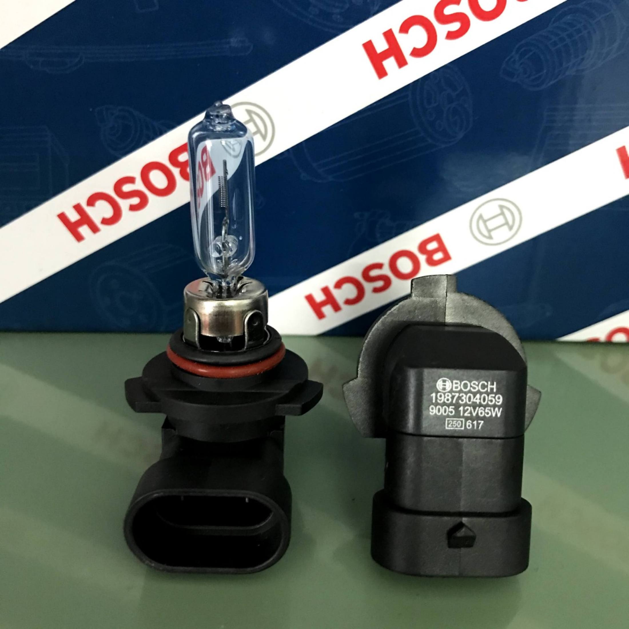 Bóng Đèn Tăng Sáng Bosch 9005 (HB3) 12V 65W Sportec Bright 4000K (Hộp 2 Bóng)