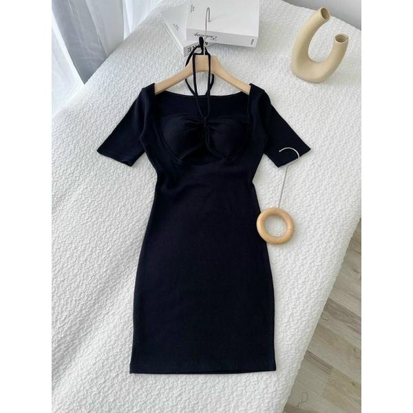 Đầm body tôn dáng ngắn cột dây