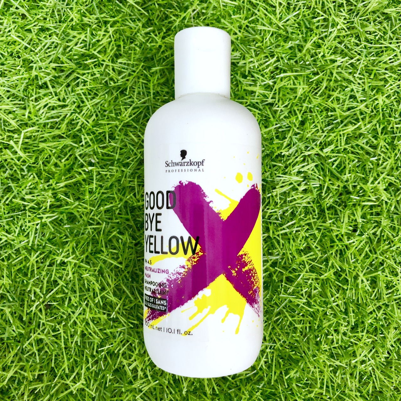 Dầu gội tím khử ánh vàng cho tóc trắng bạch kim Schwarzkopf Goodbye Yellow PH 4.5 Neutralizing Wash Shampooing 300ml