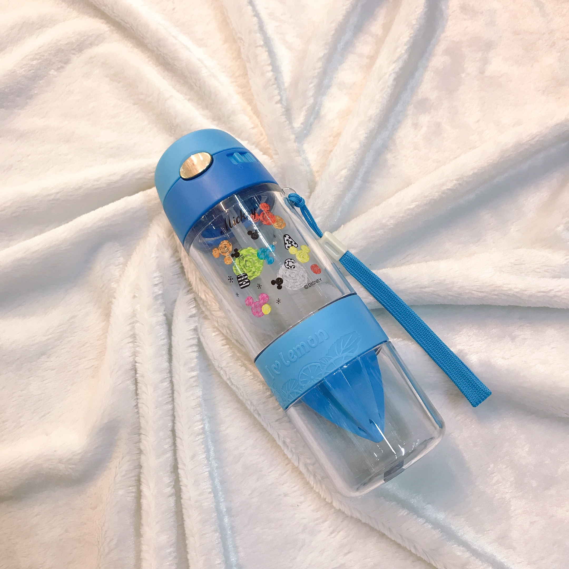 Bình nước vắt cam 2 in 1 hình chuột Mickey có ống hút màu xanh cho trẻ em - 450ml - WD4238-MIC