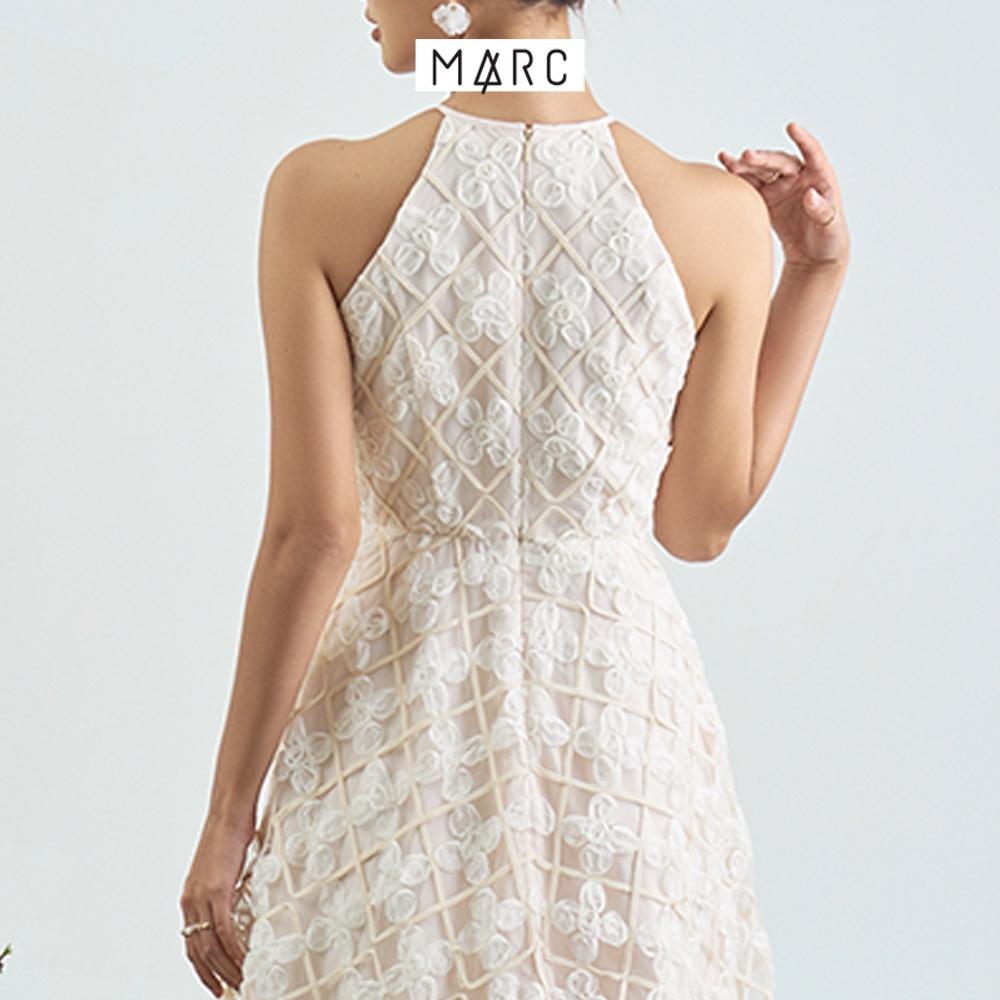 Đầm midi nữ MARC FASHION cổ yếm phối ren TRVH110122