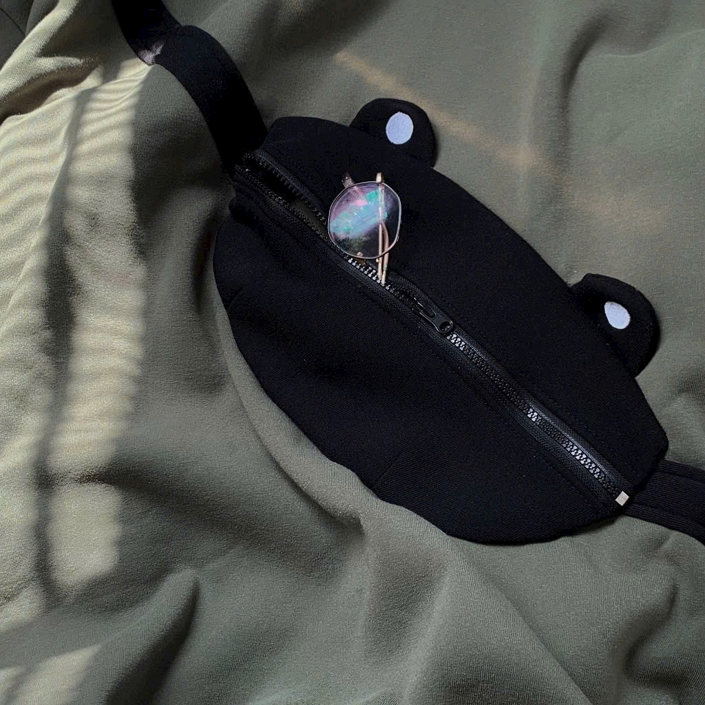 Áo Khoác Hoodie Chui Đầu Nam Nữ Chất Vải Nỉ Cao Cấp Form Rộng Có Túi Chéo Ngang Tiện Lợi Rất Sành Điệu